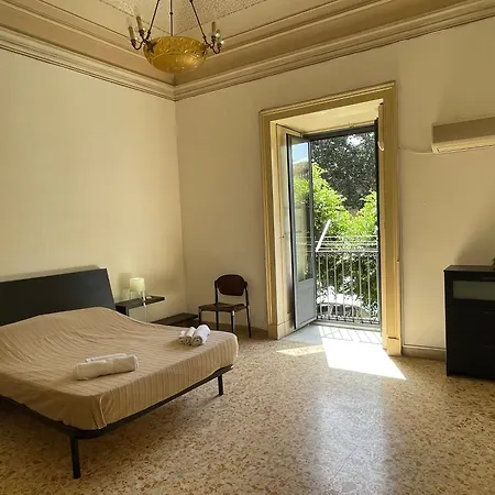 Bed And Books Catania