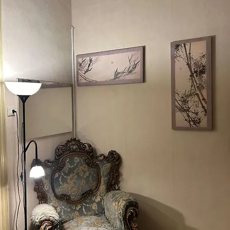 Bed and breakfast Bed And Books