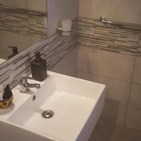 Bed And Books * Catania