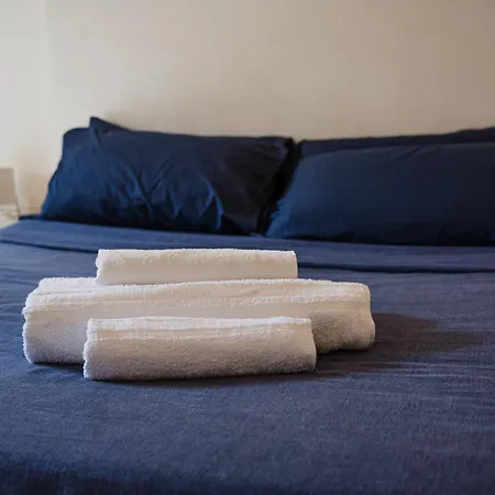 Bed And Books Bed & Breakfast